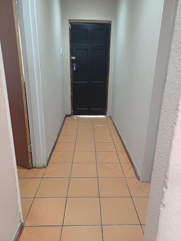 2 Bedroom Property for Sale in Ravensmead Western Cape